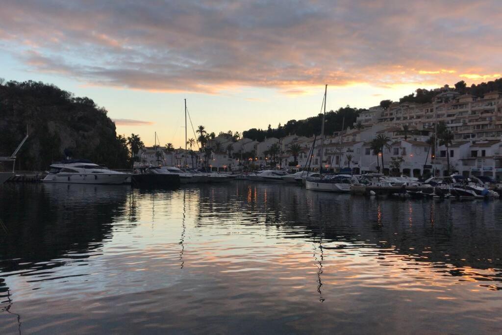 Marina Del Este La Herradura  Exterior foto